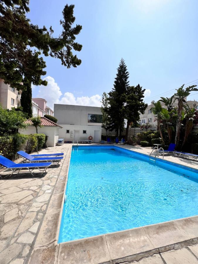 Pafia Sunbeach Townhouse Paphos Buitenkant foto